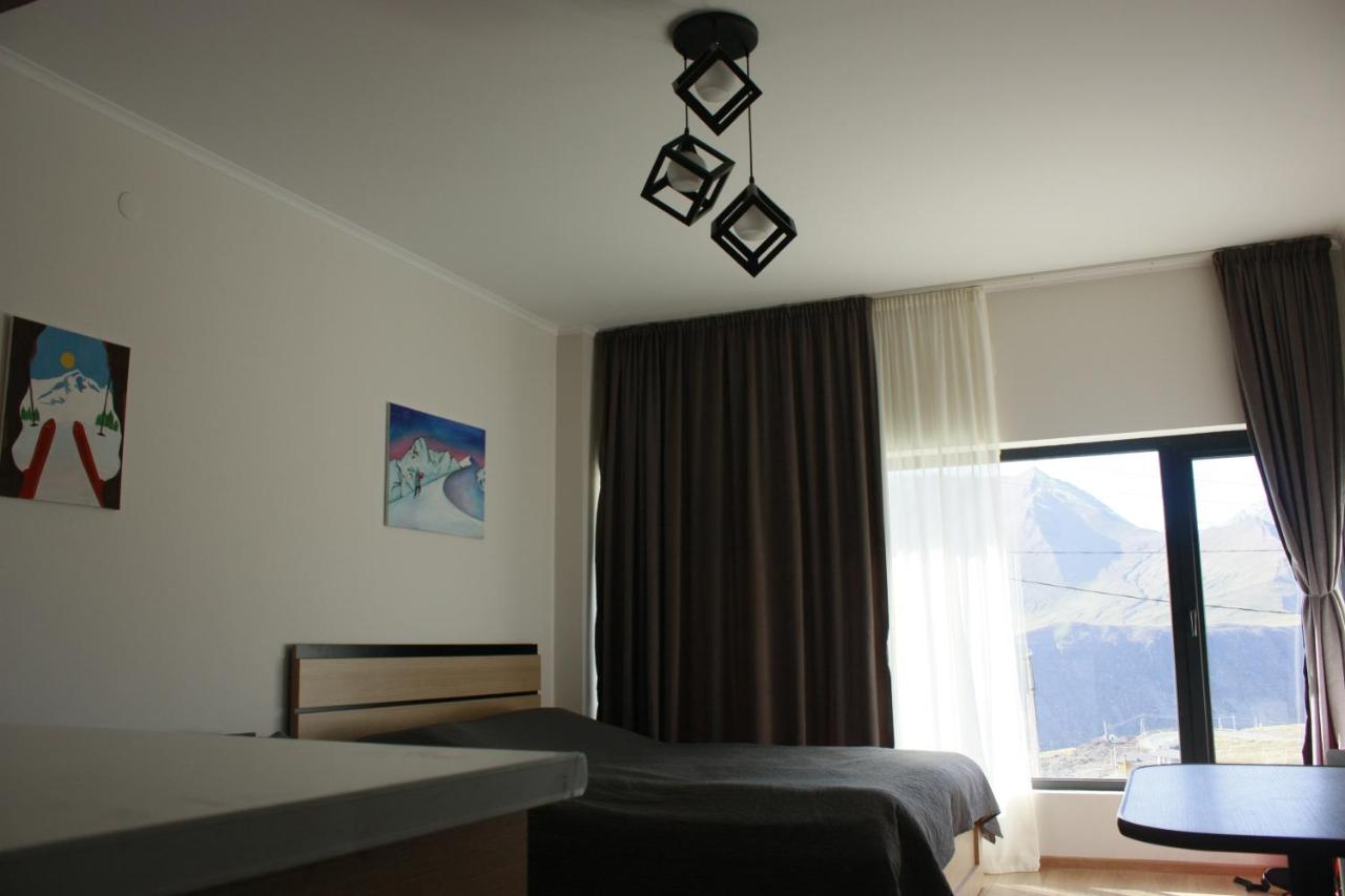 Rezi'S Apartment Vista กูเดาริ ภายนอก รูปภาพ