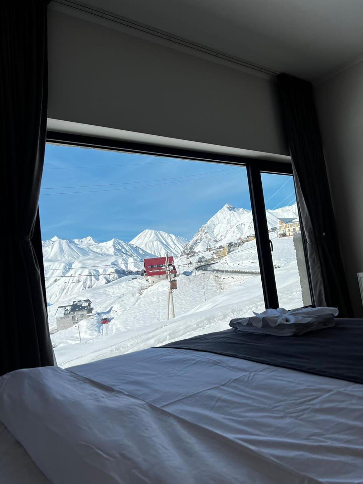 Rezi'S Apartment Vista กูเดาริ ภายนอก รูปภาพ