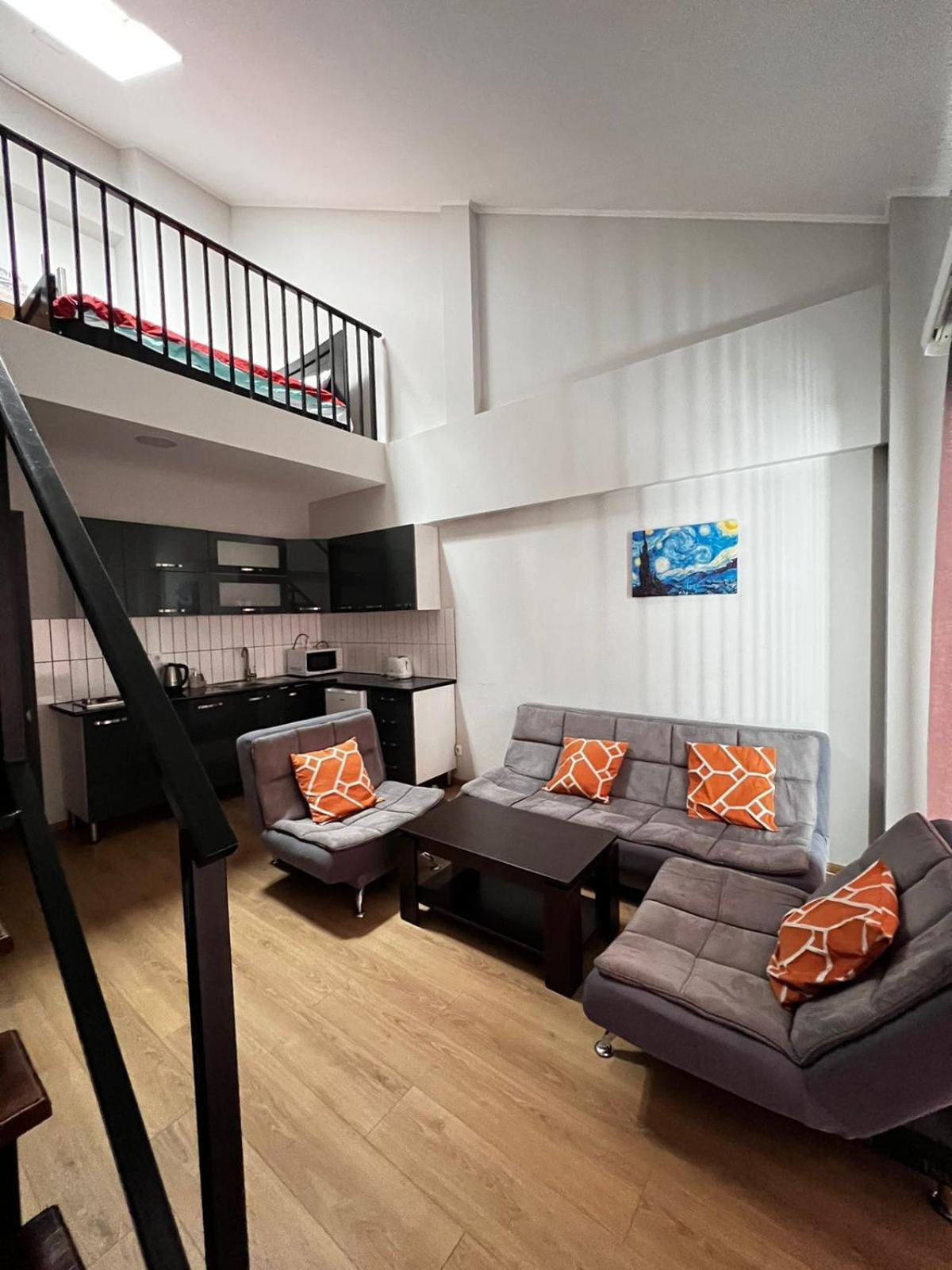 Rezi'S Apartment Vista กูเดาริ ภายนอก รูปภาพ