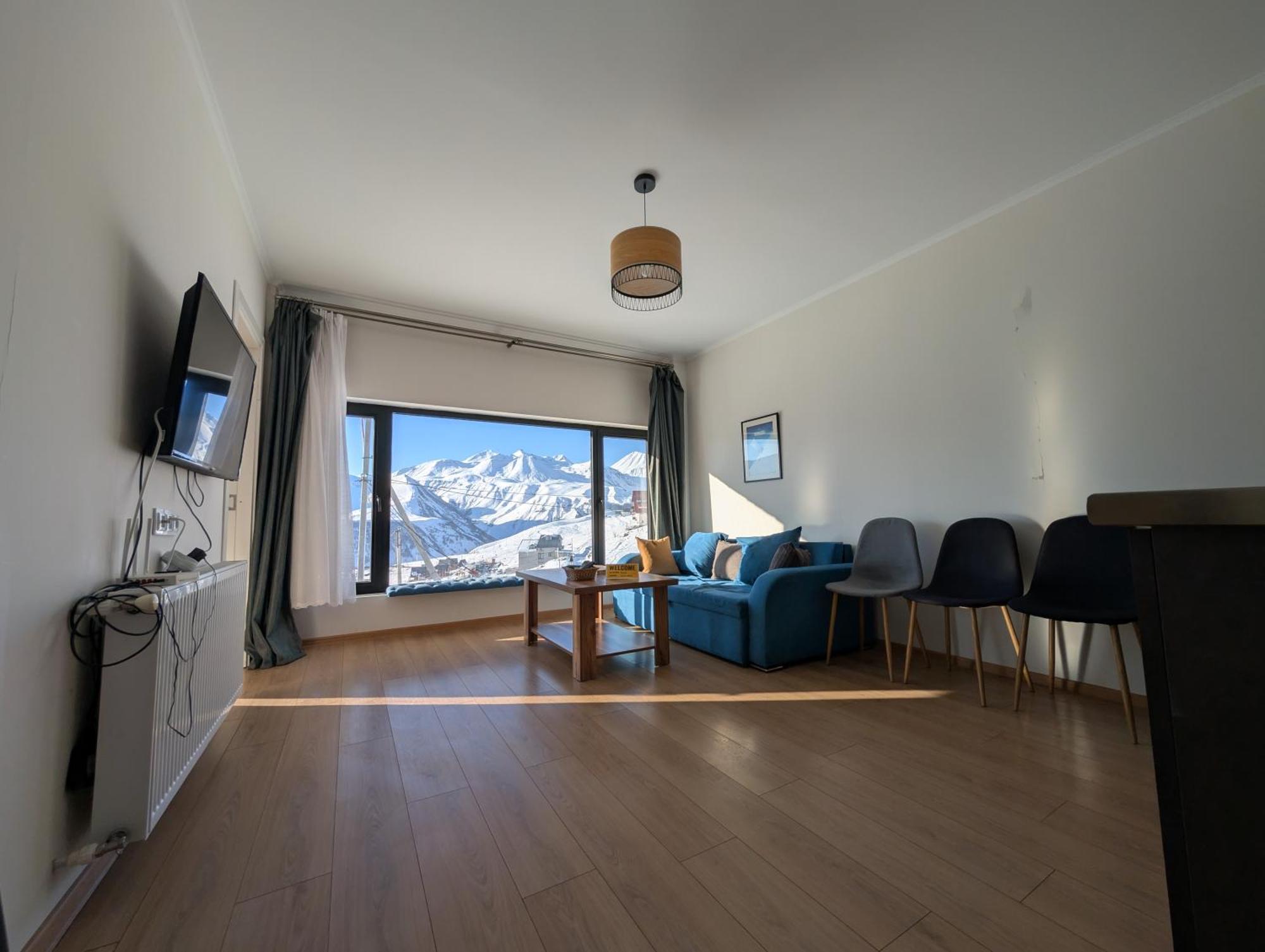 Rezi'S Apartment Vista กูเดาริ ภายนอก รูปภาพ