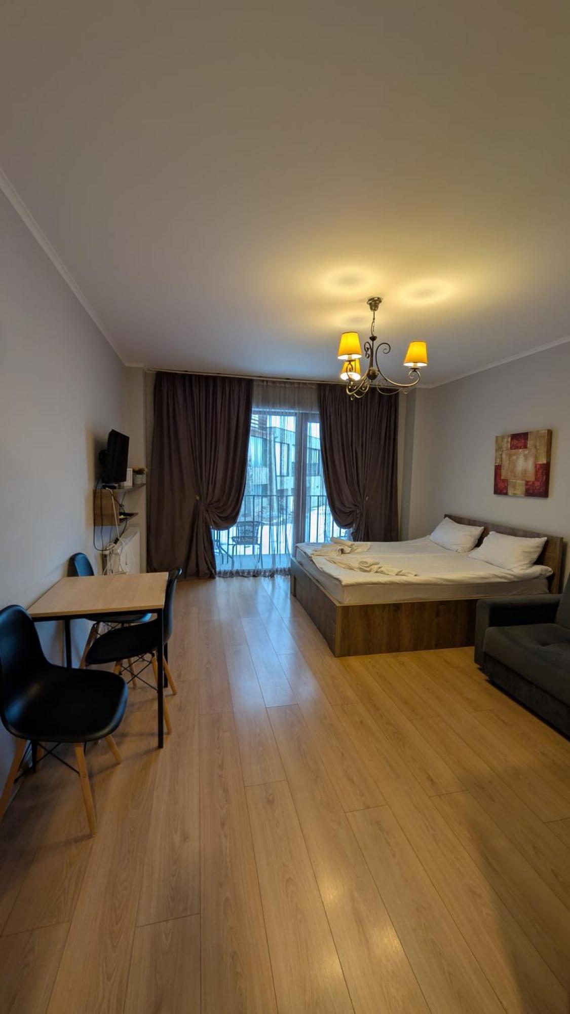 Rezi'S Apartment Vista กูเดาริ ภายนอก รูปภาพ