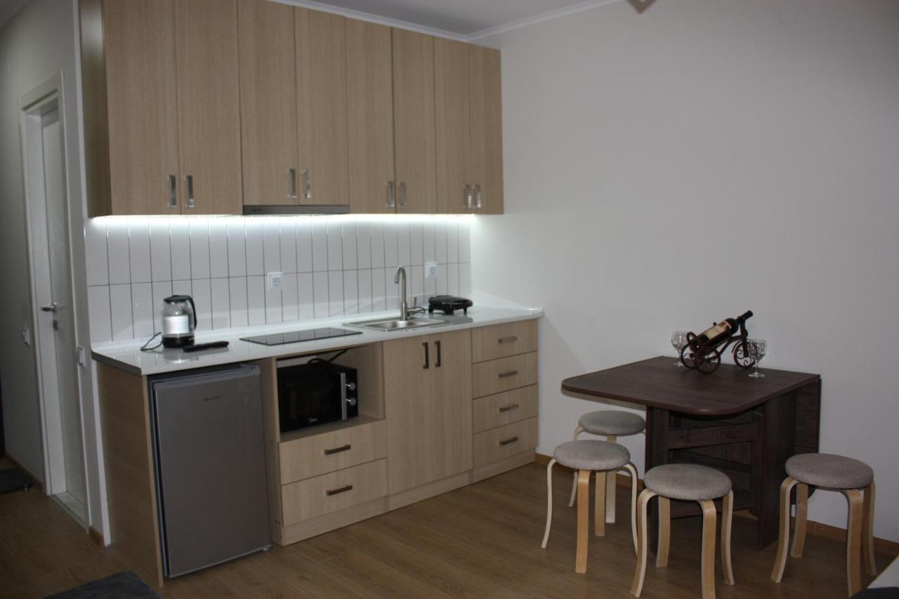 Rezi'S Apartment Vista กูเดาริ ภายนอก รูปภาพ